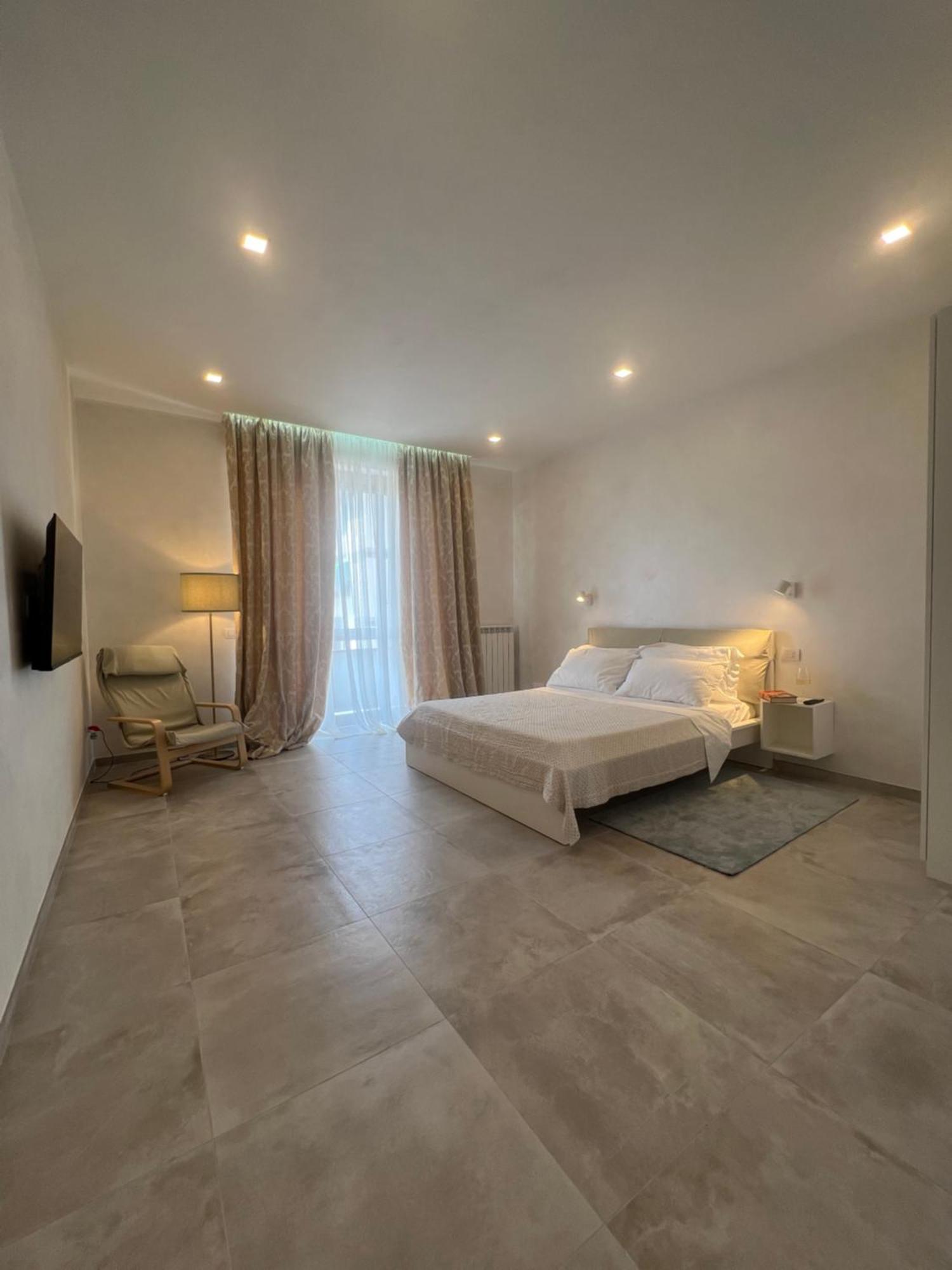 Rifready Apartment Vicino A Aou Careggi, Meyer, Polo Unifi Флоренция Екстериор снимка