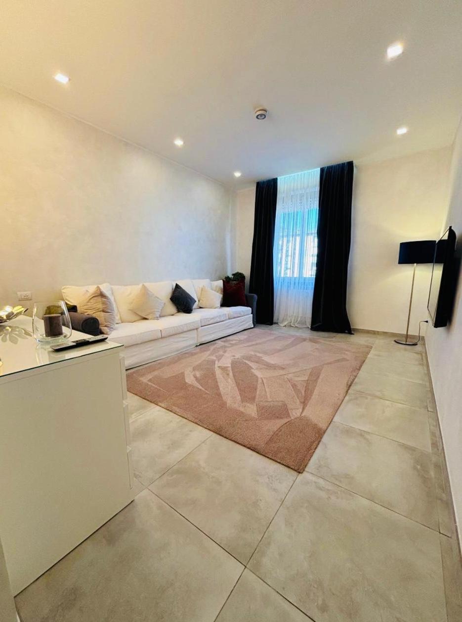 Rifready Apartment Vicino A Aou Careggi, Meyer, Polo Unifi Флоренция Екстериор снимка